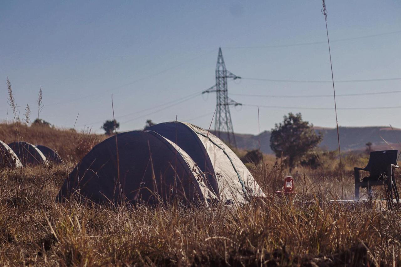 Camp Iaiwan Hotel Черапунджи Екстериор снимка