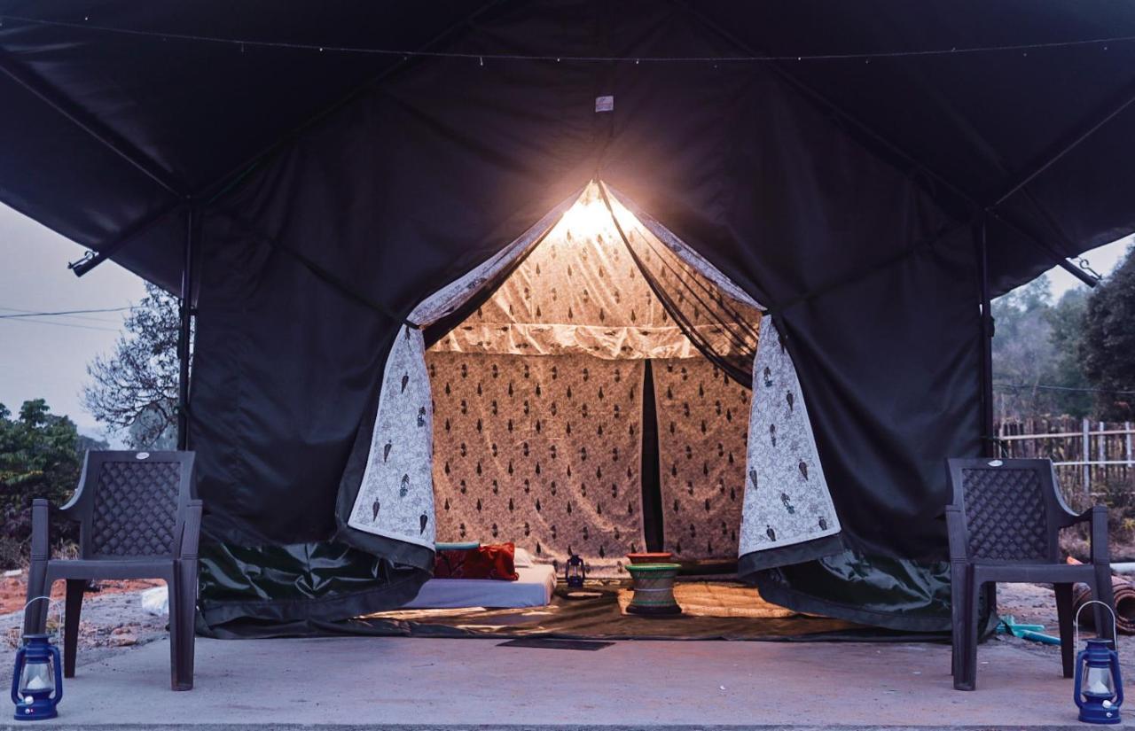 Camp Iaiwan Hotel Черапунджи Екстериор снимка